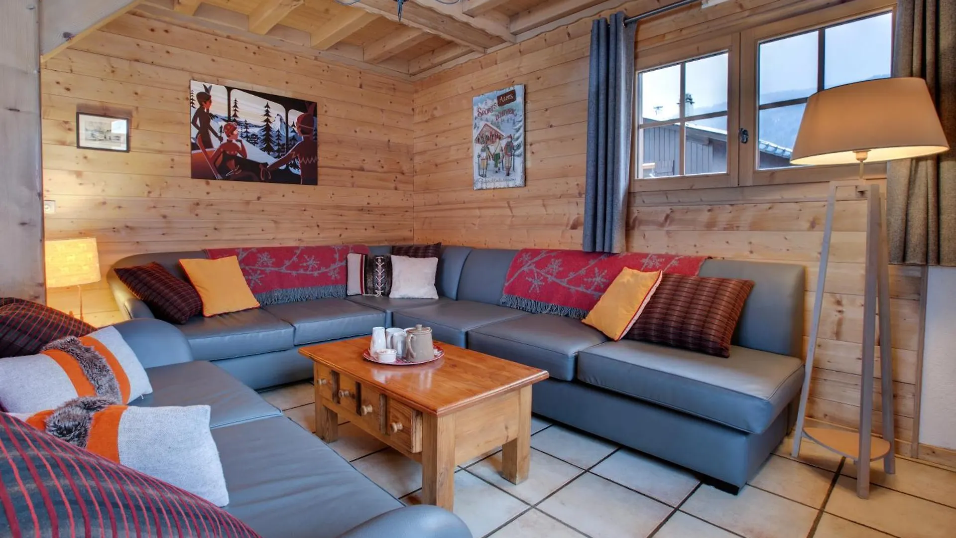 Simply Morzine - Chalet Carving