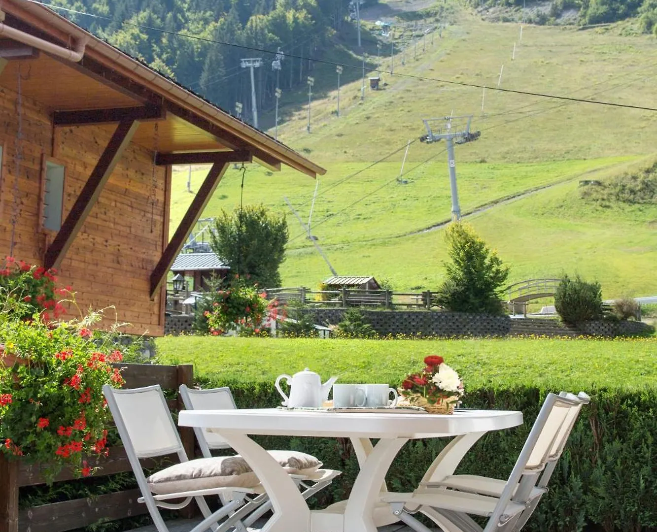 Simply Morzine - Chalet Carving