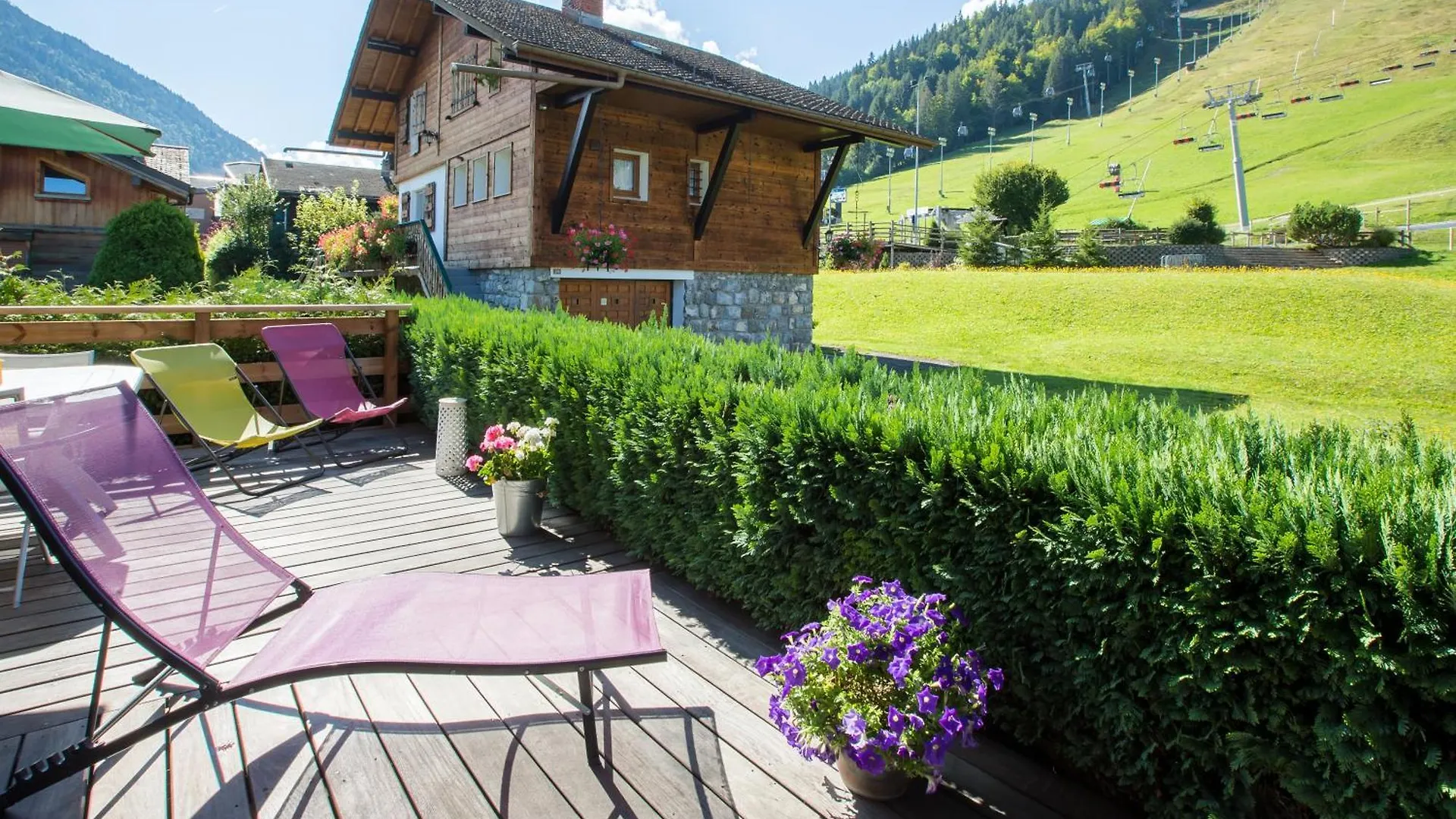 Simply Morzine - Chalet Carving