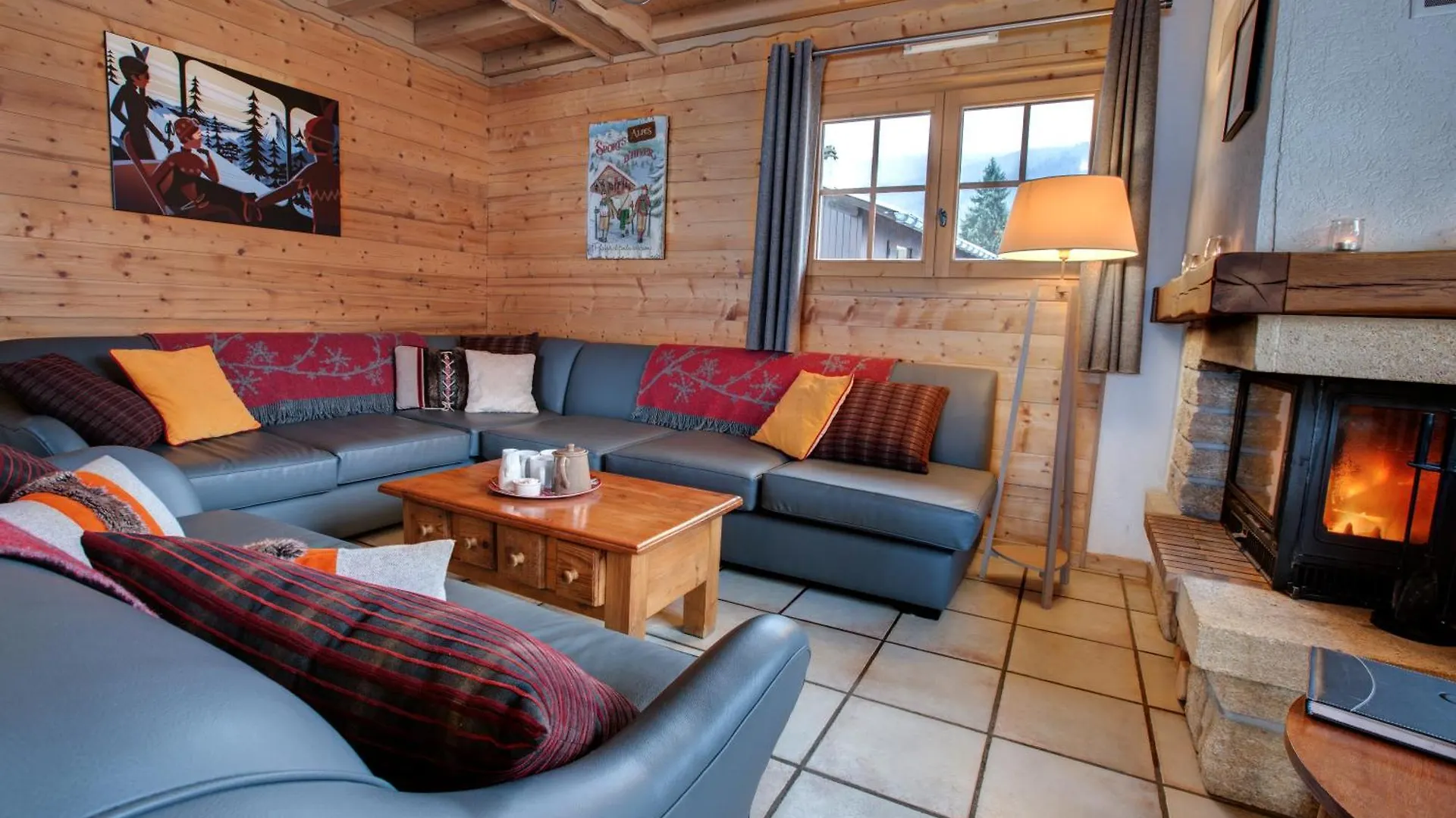 Simply Morzine - Chalet Carving 0*,
